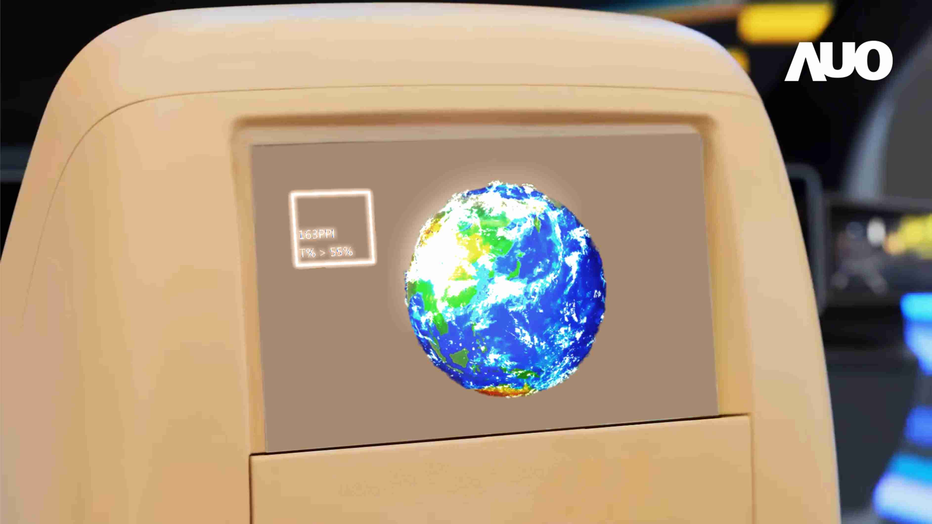 开云电子突破设计与制程挑战，，推出全球最高分辨率163ppi的13.5吋透明Micro LED面板，，，，并积极布局智能车市场，，，以期拓展透明显示应用的可能性