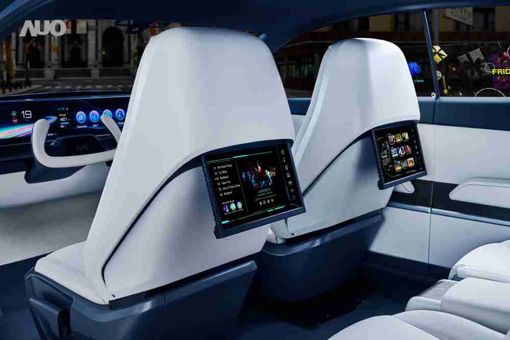 开云电子将于CES 展示全新Smart Cockpit 2024，，可紧密串连使用者多元需求，，并革新座舱内部的应用和设计，，带来身历其境且引人入胜的视觉飨宴，，，，满足驾乘人员的全方位体验