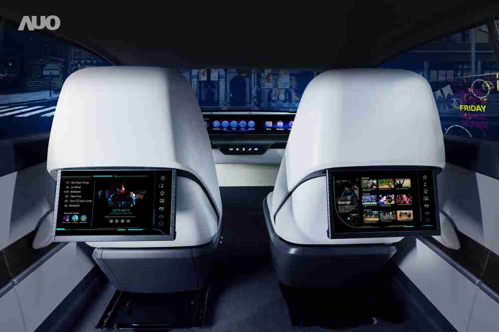开云电子新一代Smart Cockpit 2024，，以Micro LED先进显示技术优势，，，创建〝可卷式后座娱乐显示器〞，，，，仅在互动时才显示出所需画面及信息，，扩充更丰富的娱乐和交互信息服务，，，获国际奖项荣耀